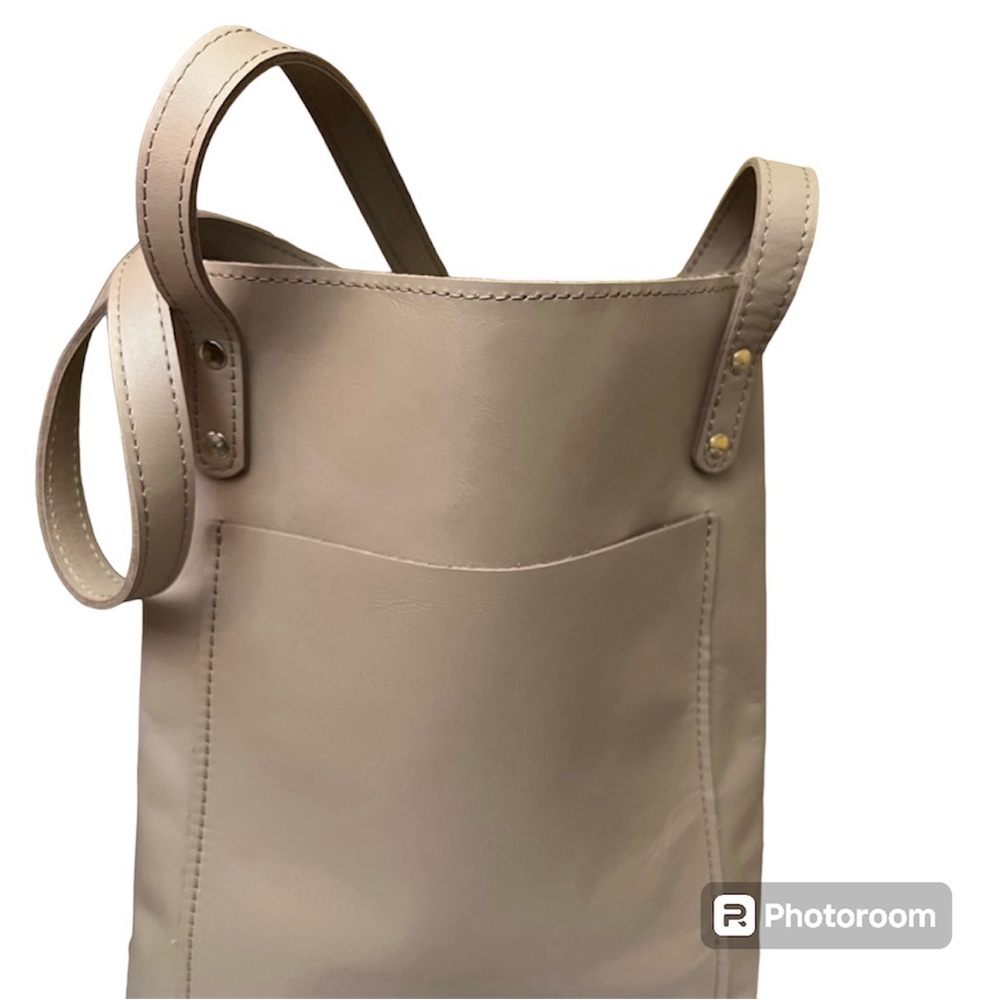 Leather Light Tan Tote Purse Shoulder Bag Classic Collegiate - Picture 1 of 8